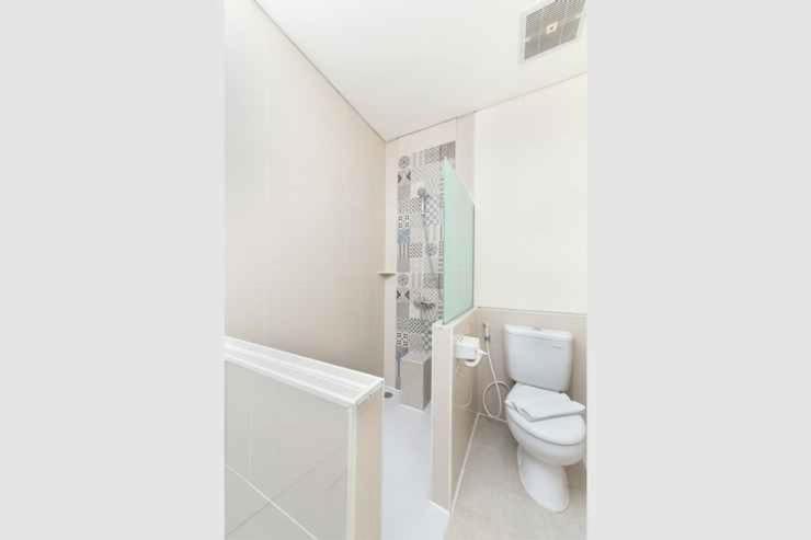 D'Carol Hotel Surabaya Room photo